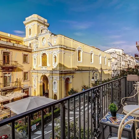 Sorrento Square Suites-3